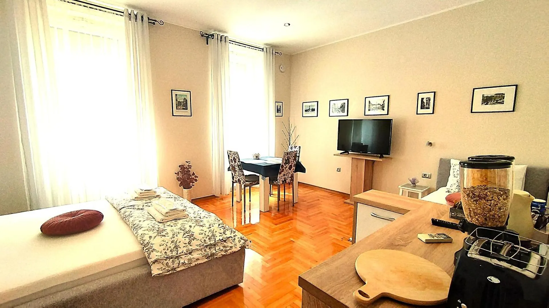 Lavender - City Room With Free Parking Croatia